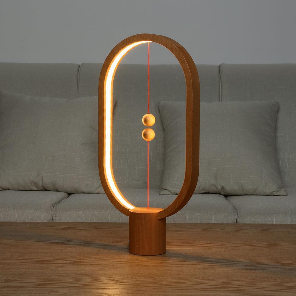 BeechGlow™ Tischlampe – Minimalistische LED-Holzlampe mit magnetischem Schalter
