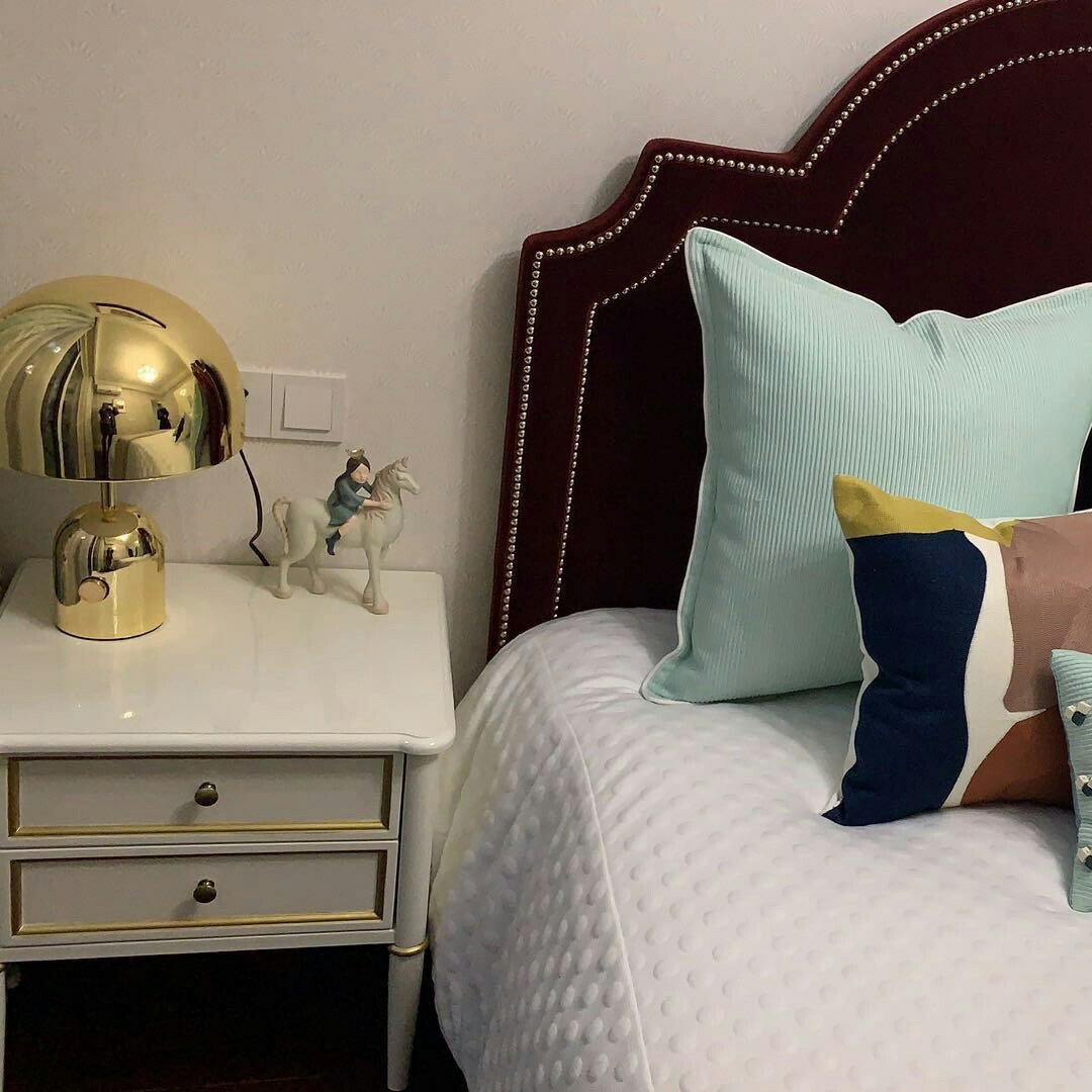 ChimeGlow™ Elegante Tischlampe – Klassische Design-Leuchte im Uhr-Stil mit warmem Licht