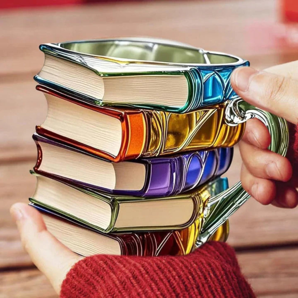 BiblioBrew™ – Glas-Kaffeetasse mit 3D-Buchdesign | Kreativer Becher für Buchliebhaber