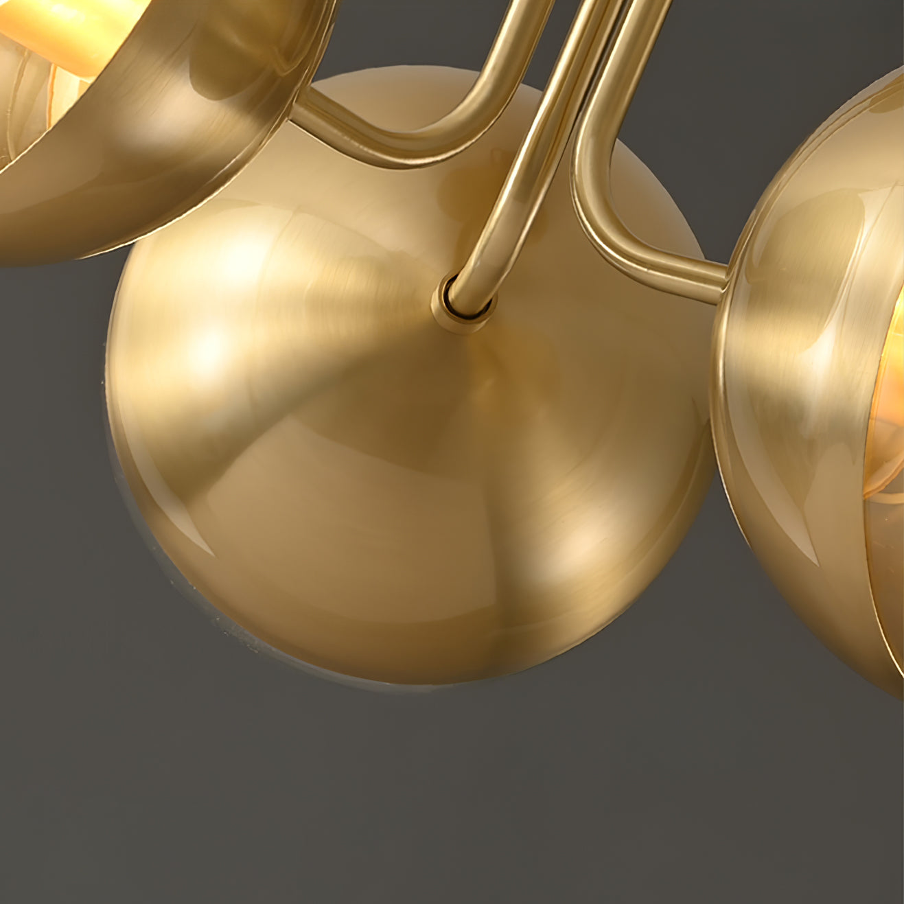 OpulentBrass™ Deckenleuchte – Designer Kronleuchter aus Glas & Metall im Industrial-Look