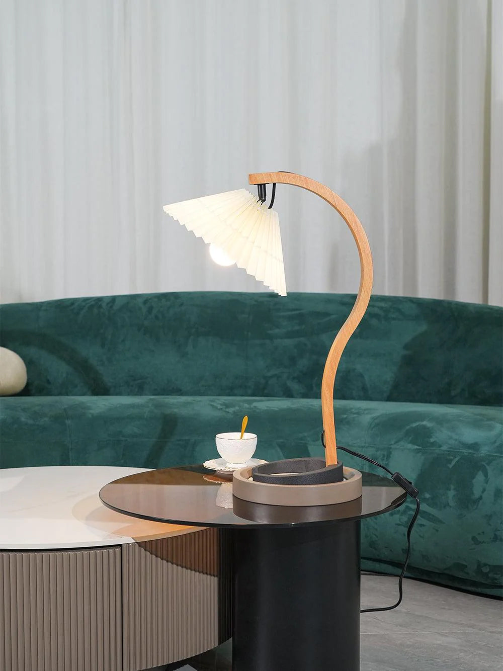 WoodFlow™ Tischlampe – Natürliche Holz-Designlampe mit Leinen-Schirm & warmem Licht