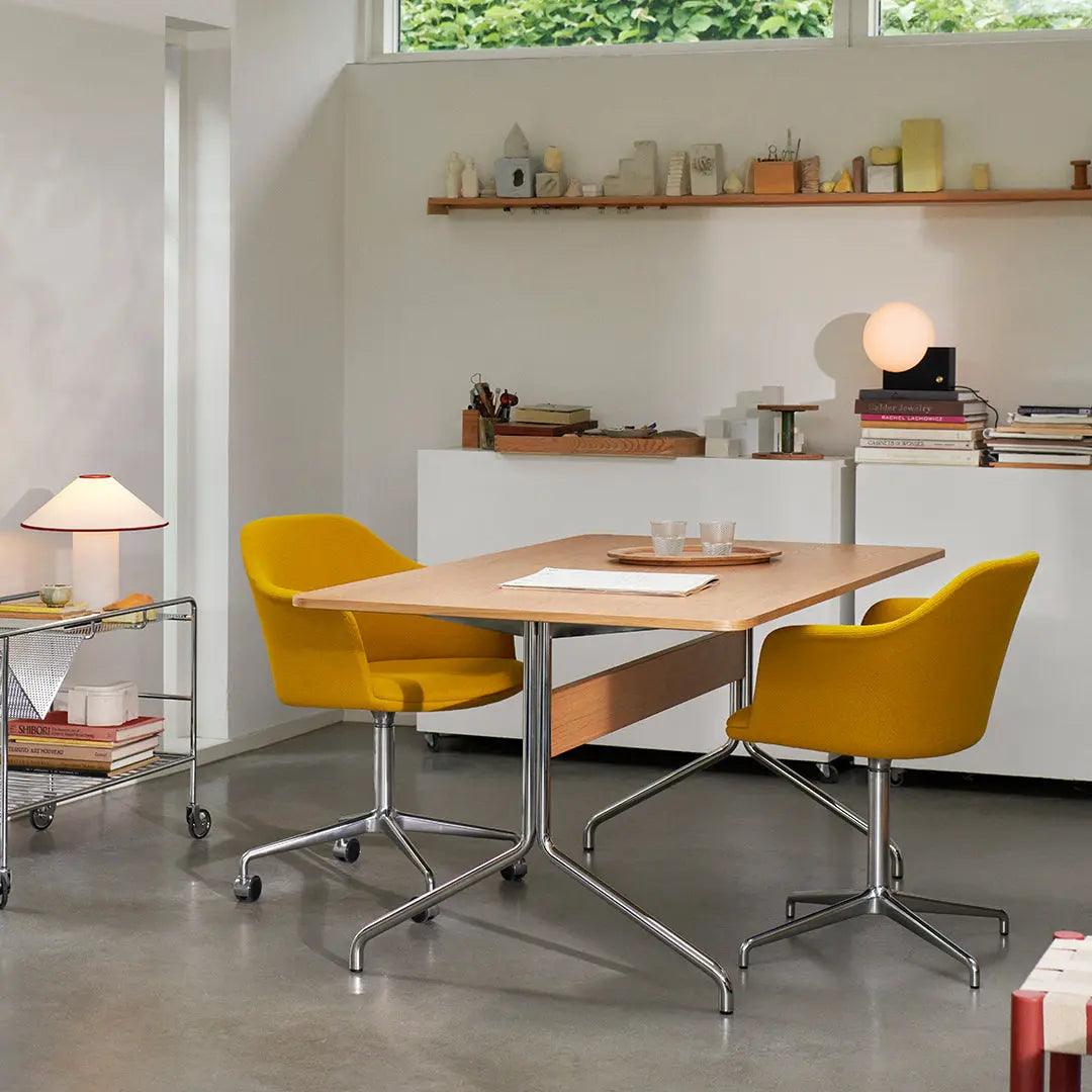 LuxeBeam™ Tischlampe – Elegante Design-Tischleuchte mit warmem Licht für stilvolle Räume