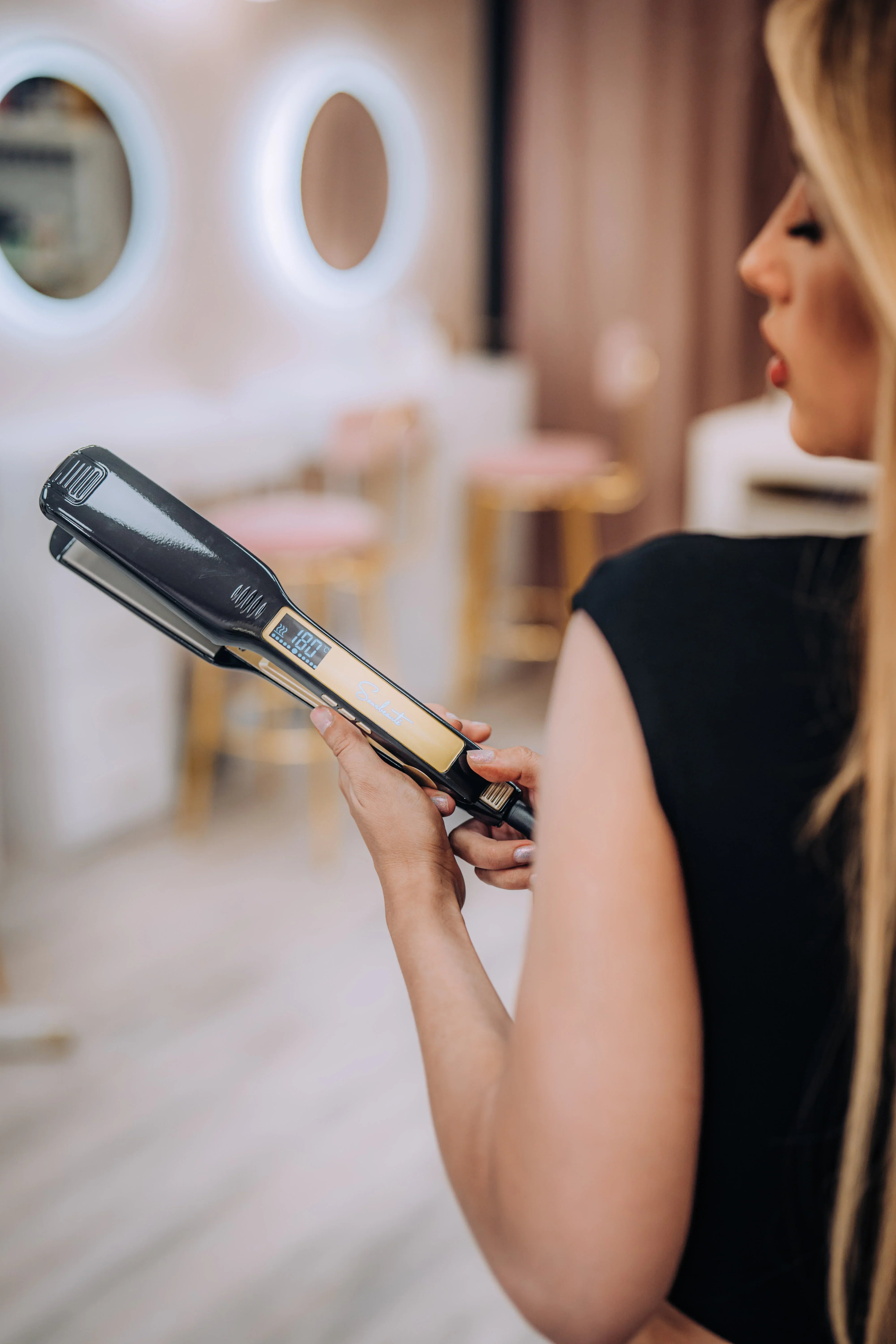 EliteStraight™ – Professioneller Titan-Haarglätter mit 30-Sekunden-Aufheizung & Ionentechnologie