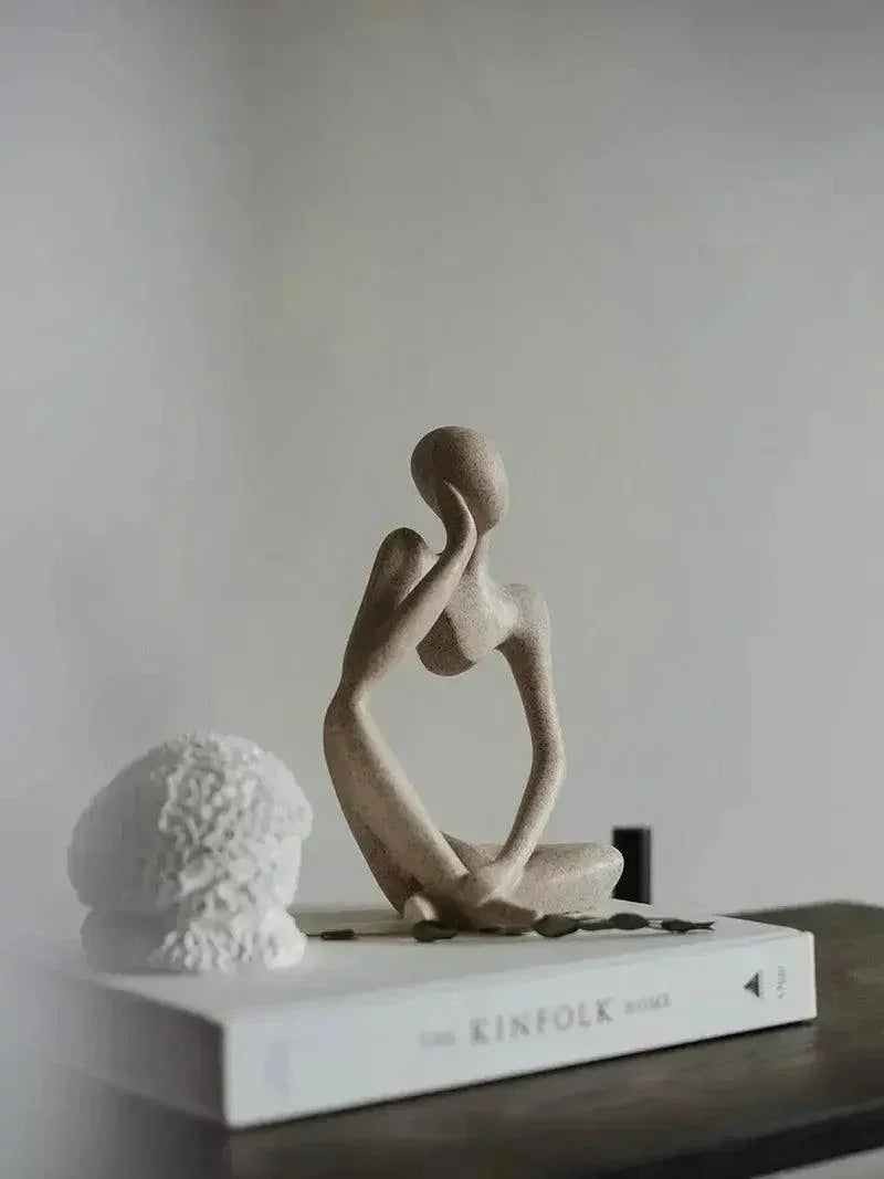 SoulSculpt™ – Abstrakte Denker-Skulptur als moderne Kunstfigur