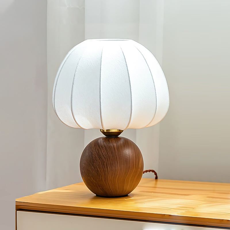 ShadeLuxe™ Tischlampe – Elegante Design-Tischleuchte aus Metall & Stoff für Wohnzimmer & Schlafzimmer