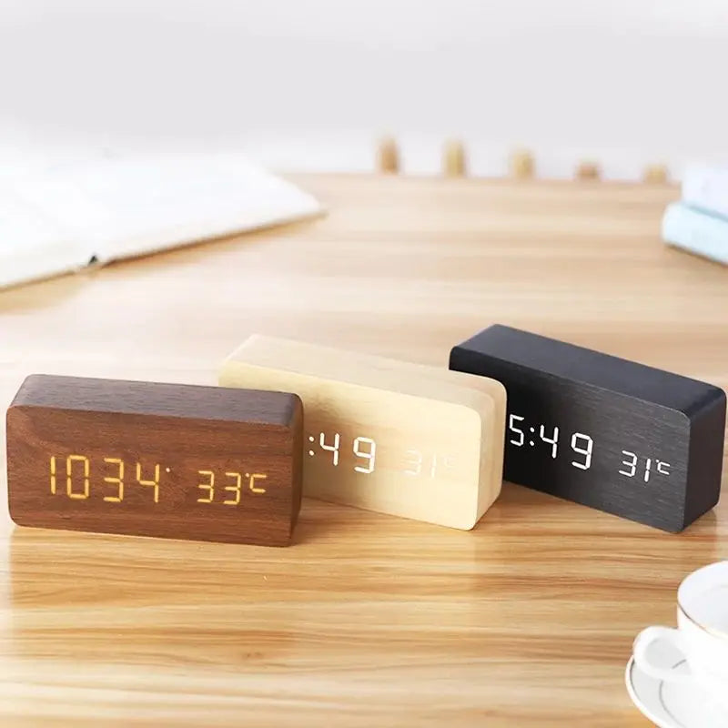 EcoWood™ – Digitale Holz-Weckeruhr mit LED-Display für ruhigen Schlaf