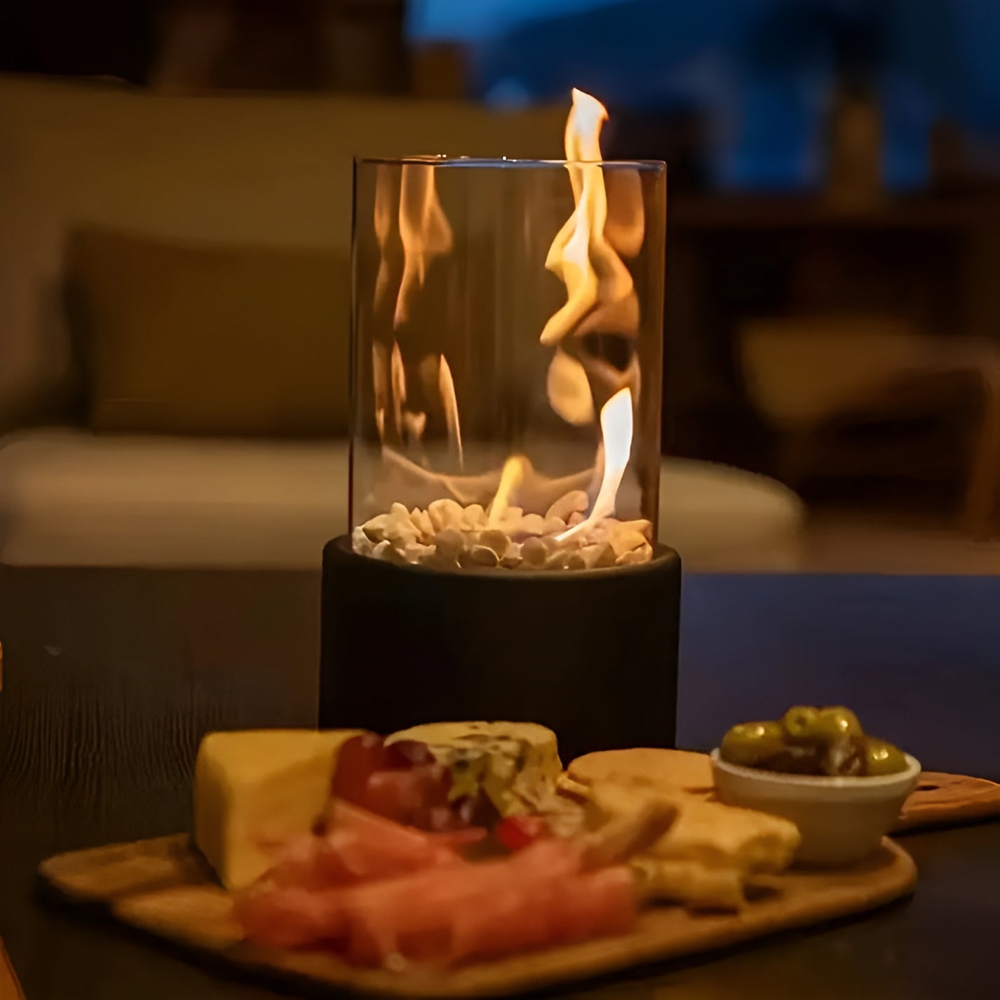 FlameCraft™ – Moderner Tischkamin mit Ethanol für Innen- & Außenbereiche