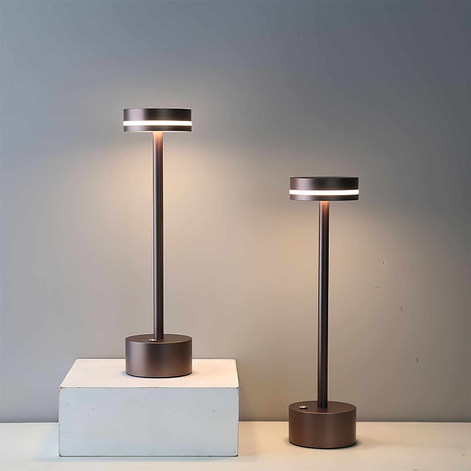 FunRadiance™ Tischlampe – Kabellose LED-Designlampe mit warmem Licht für Innen & Außen