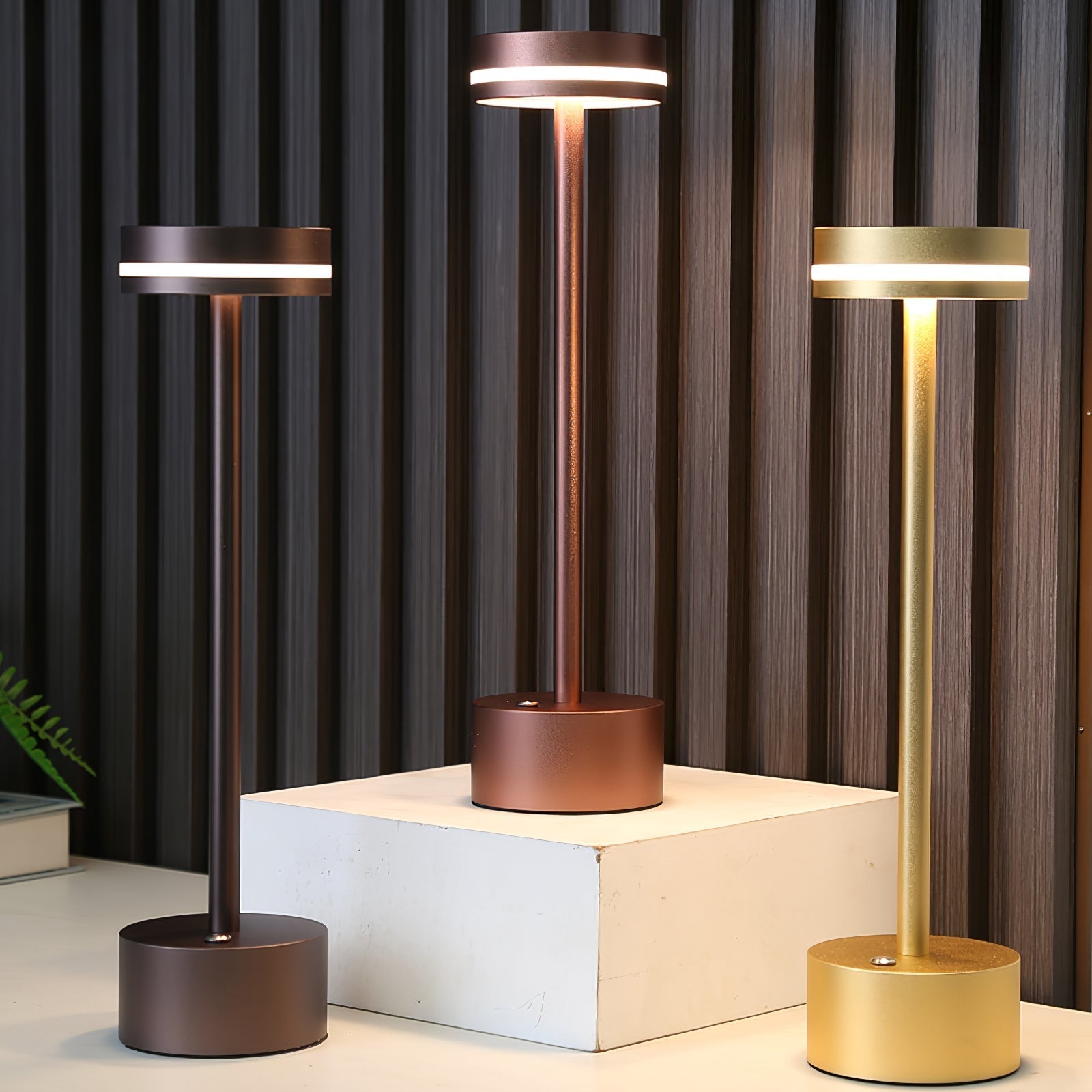 FunRadiance™ Tischlampe – Kabellose LED-Designlampe mit warmem Licht für Innen & Außen
