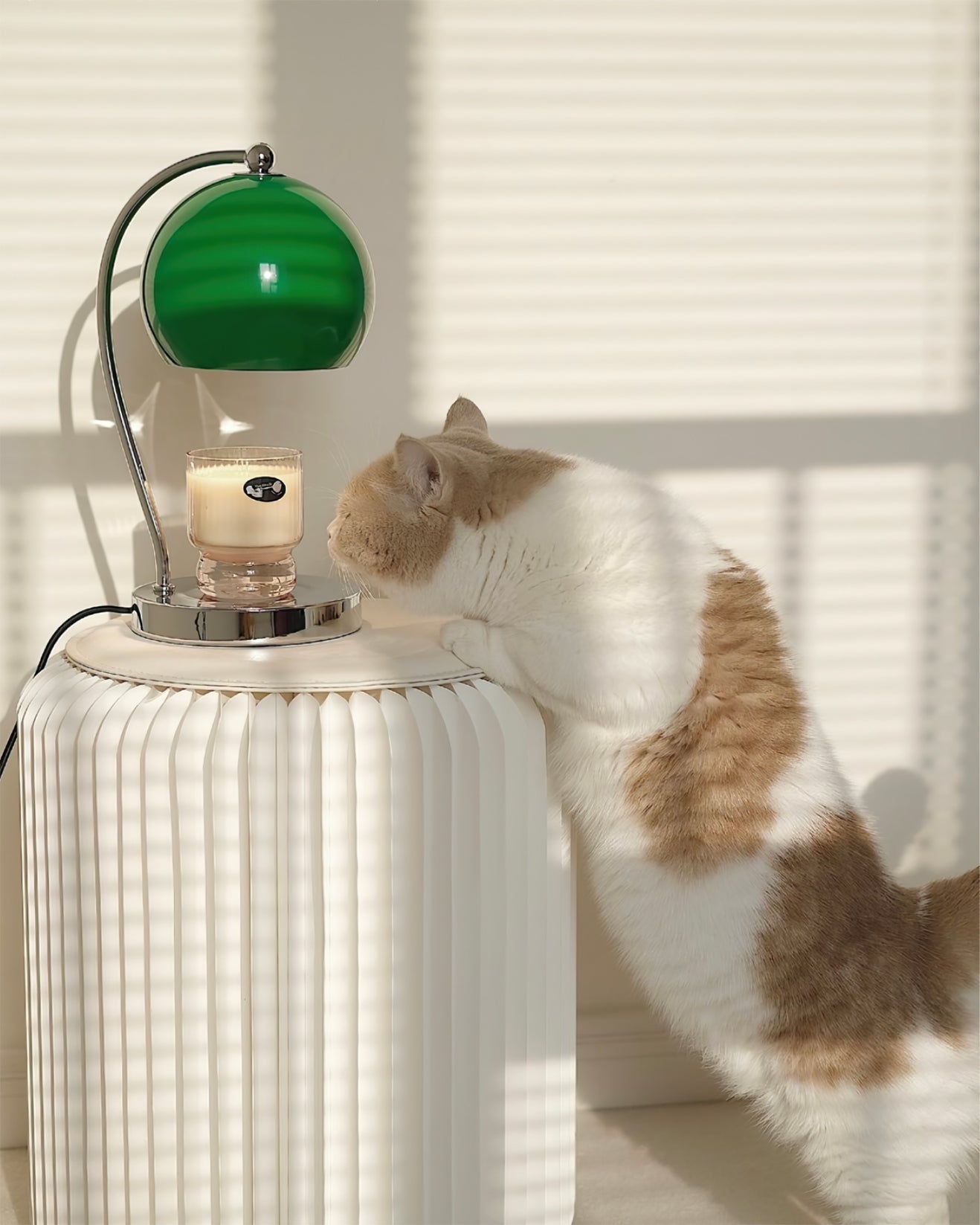 FlameGlow™ Tischlampe – Elegante Design-Lampe mit Kerzenlicht-Optik & warmem Licht