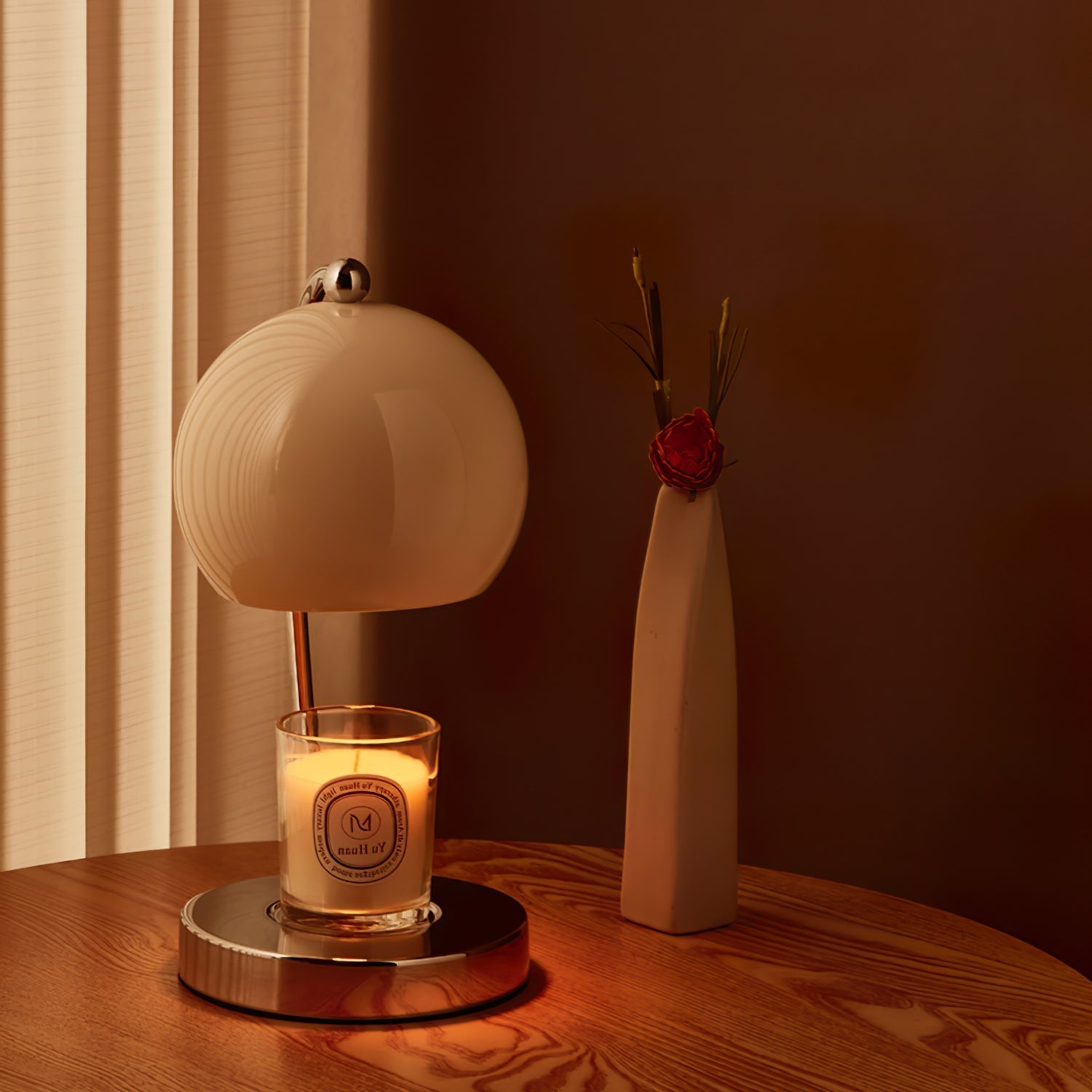 FlameGlow™ Tischlampe – Elegante Design-Lampe mit Kerzenlicht-Optik & warmem Licht