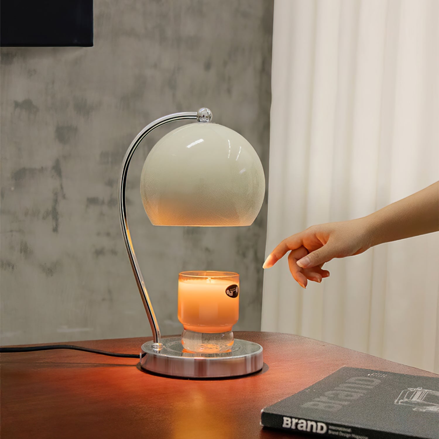 FlameGlow™ Tischlampe – Elegante Design-Lampe mit Kerzenlicht-Optik & warmem Licht