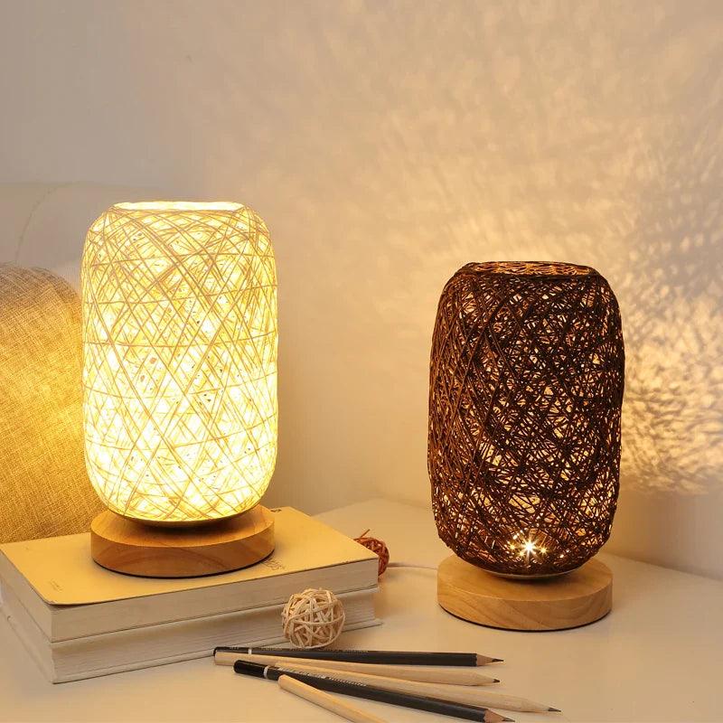 WoodLuxe™ – Natürliche Rattan Tischlampe im Boho- & Naturdesign