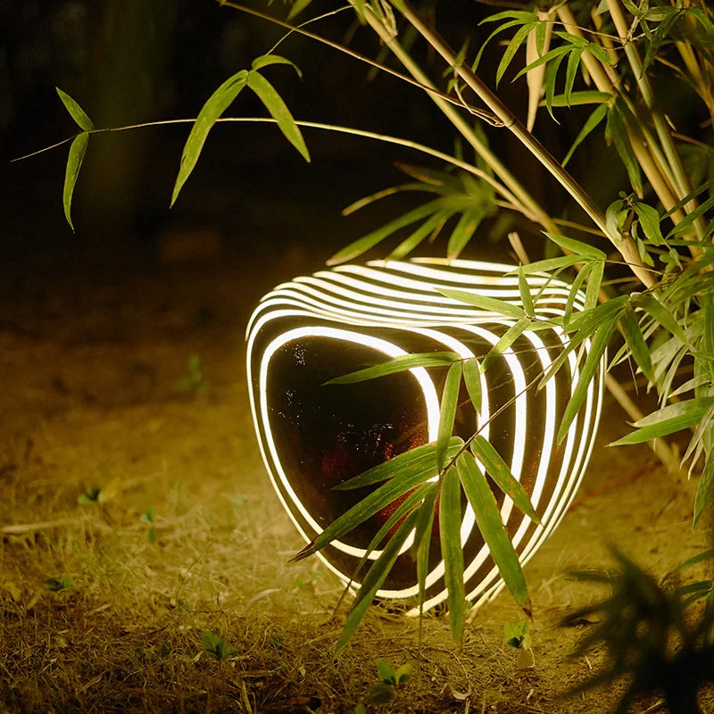 StoneGlow™ Solar Garden Light – Moderne Gartenleuchte in Steinoptik mit LED-Technologie