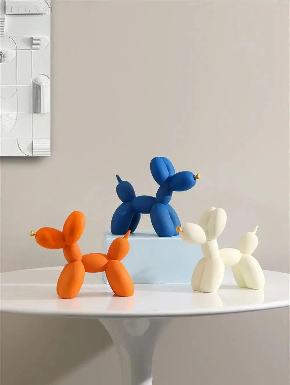PuffGlow™ – Ballonhund-Skulptur mit goldener Schnauze im modernen Design
