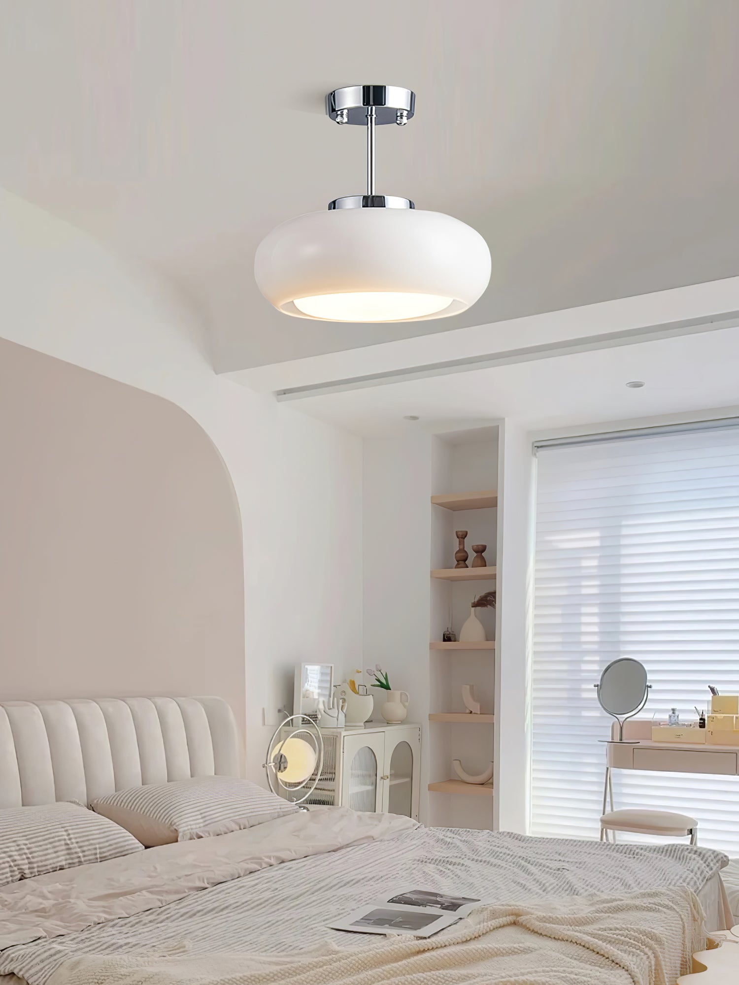 HarveyRadiance™ Deckenleuchte – Futuristische Designlampe im Space-Age-Look