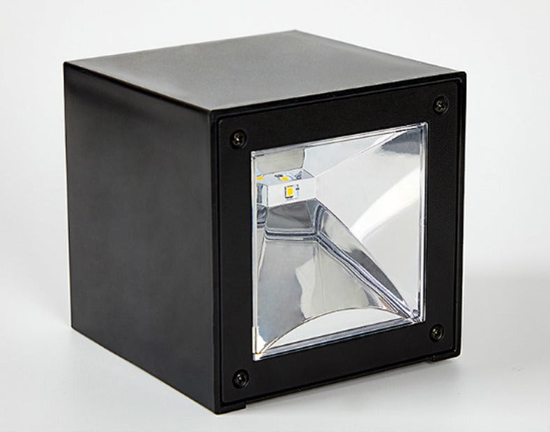 GlowBeam™ Outdoor Wall Lamp – Elegante Solar-Außenwandleuchte für stimmungsvolle Beleuchtung - Less Goods