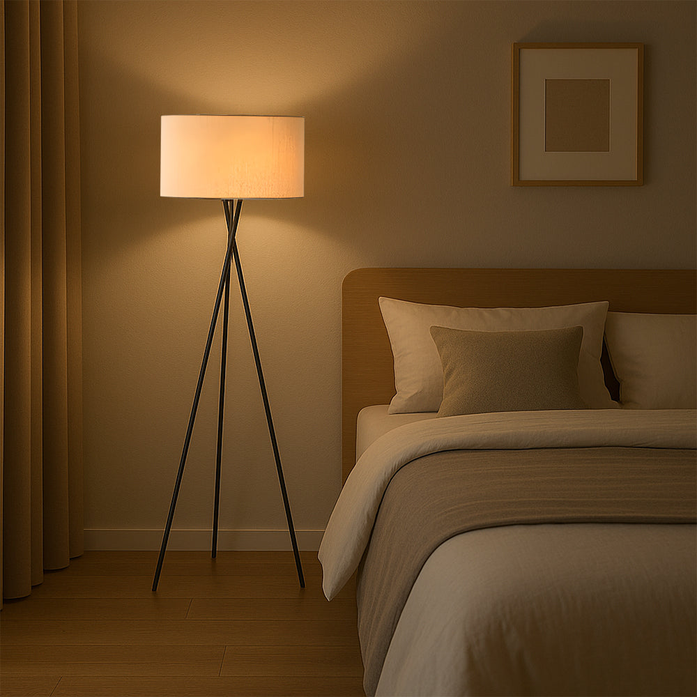 Lightrum™ Silk Floor Lamp – Elegante Stehlampe mit Seidenschirm für stilvolle Wohnräume