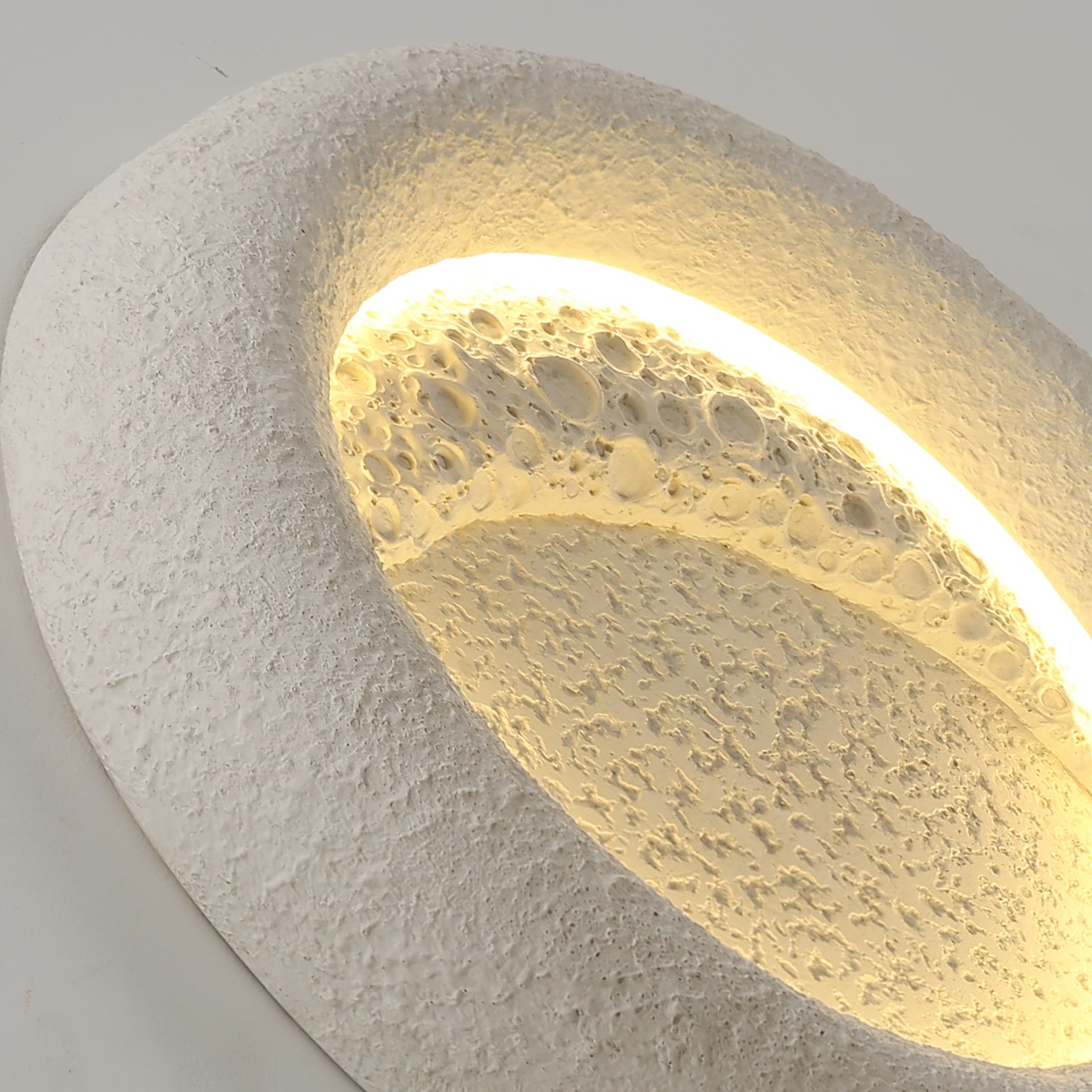 EtherealBeam™ Deckenleuchte – Mondinspirierte LED-Deckenlampe mit dimmbarem Warmlicht & Fernbedienung