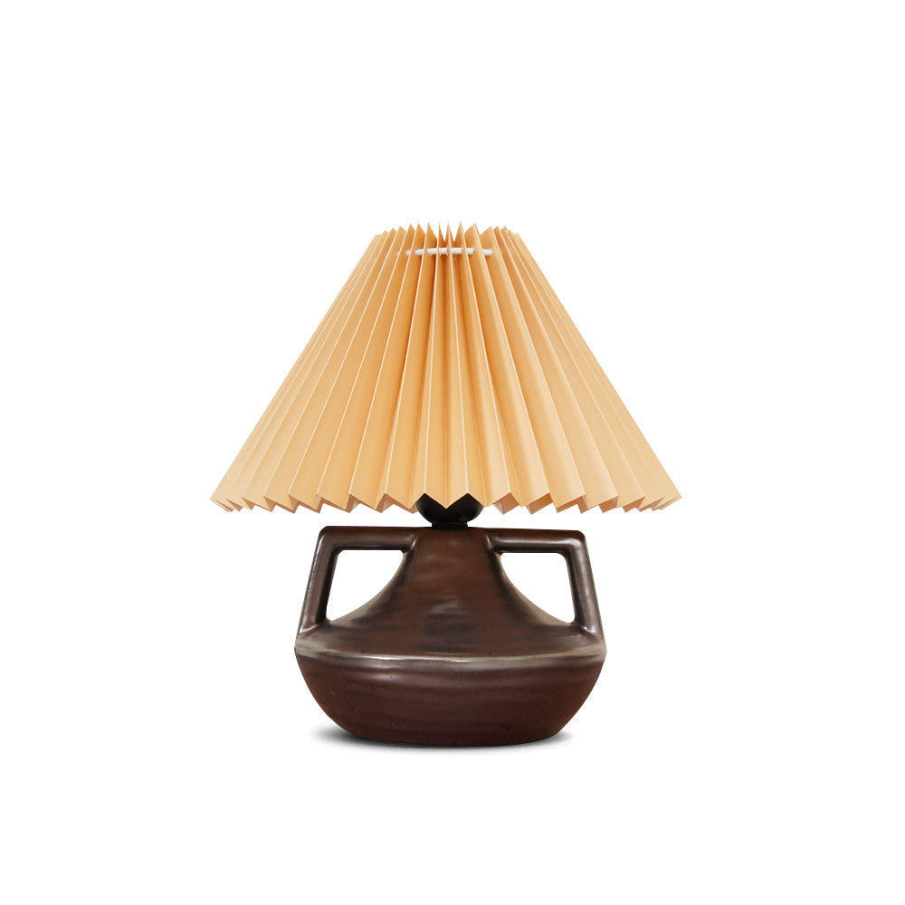 GentleNavia™ Tischlampe – Elegante Designlampe mit plissiertem Stoffschirm & warmem Licht