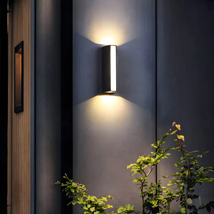 Lumetrax™ Modern 2-Way Outdoor Wall Lamp – LED Außenwandleuchte mit Up- & Downlight