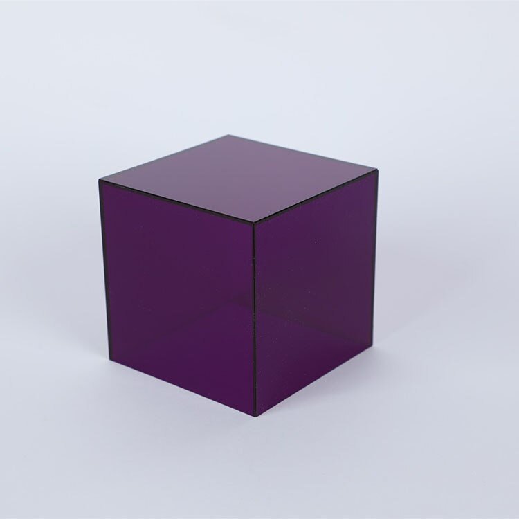 PrismBox™ – Farbige Acryl Display- & Aufbewahrungsbox für stilvolle Organisation
