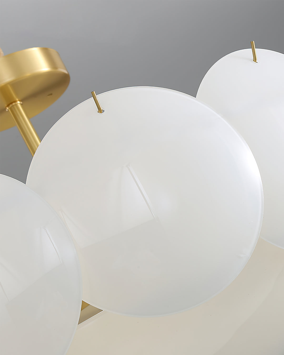 PrismaLight™ Deckenleuchte – Elegante Messing-Glas-Hängeleuchte mit modernem Design