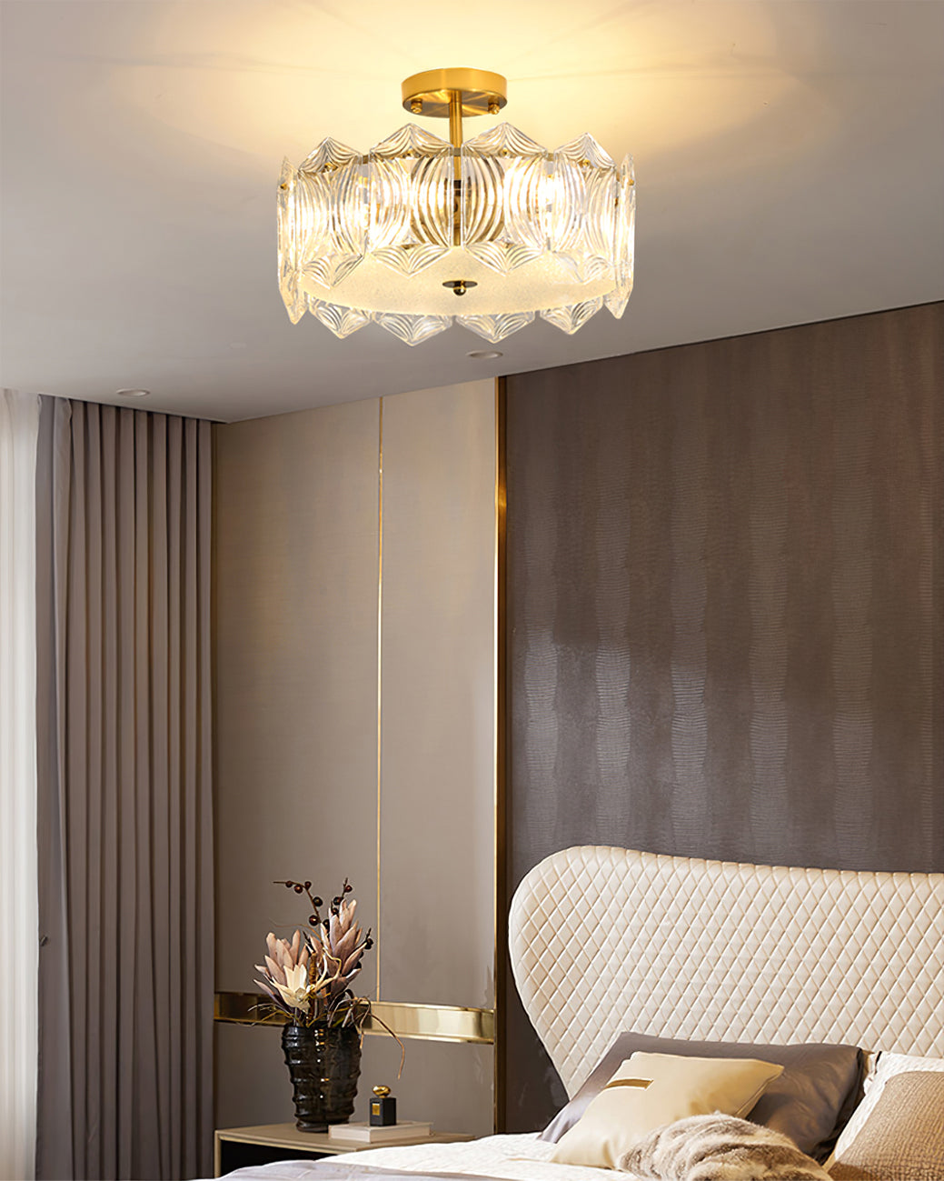 RubyAura™ Deckenleuchte – Glamouröse runde Design-Deckenlampe mit Glas & Messingoptik