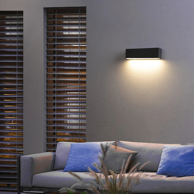 GardenLux™ Elegant Wall Lamp – Luxus LED-Außenwandleuchte mit Sensor für Garten & Hauswand