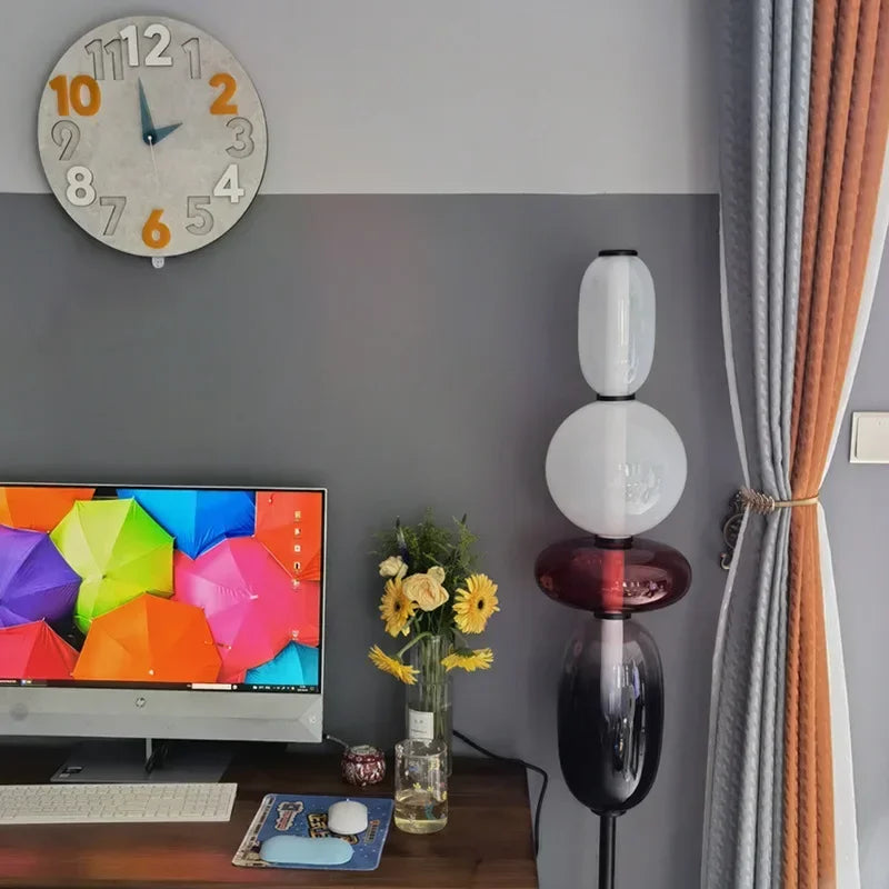 LumaHue™ – Designer Stehlampe mit Farbwechsel & LED Ambientebeleuchtung (Modernes Wohnraumlicht)