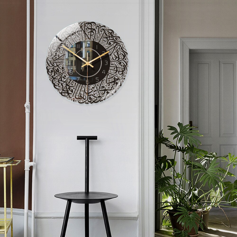 IslaGlow™ – Moderne islamische Wanduhr aus Acryl mit Kalligrafie