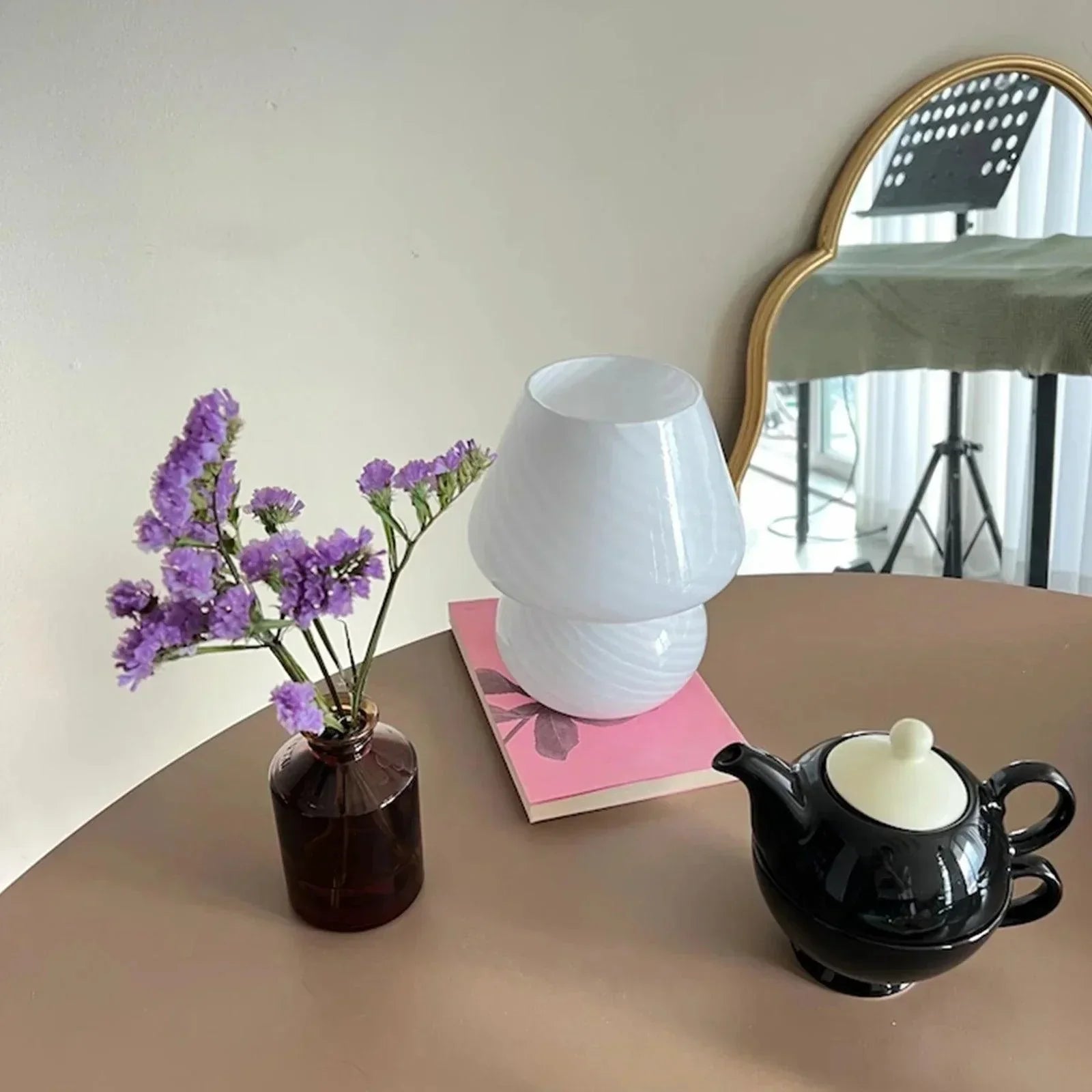 GlassLuxe™ – Vintage Murano-Tischlampe im gestreiften Pilz-Design