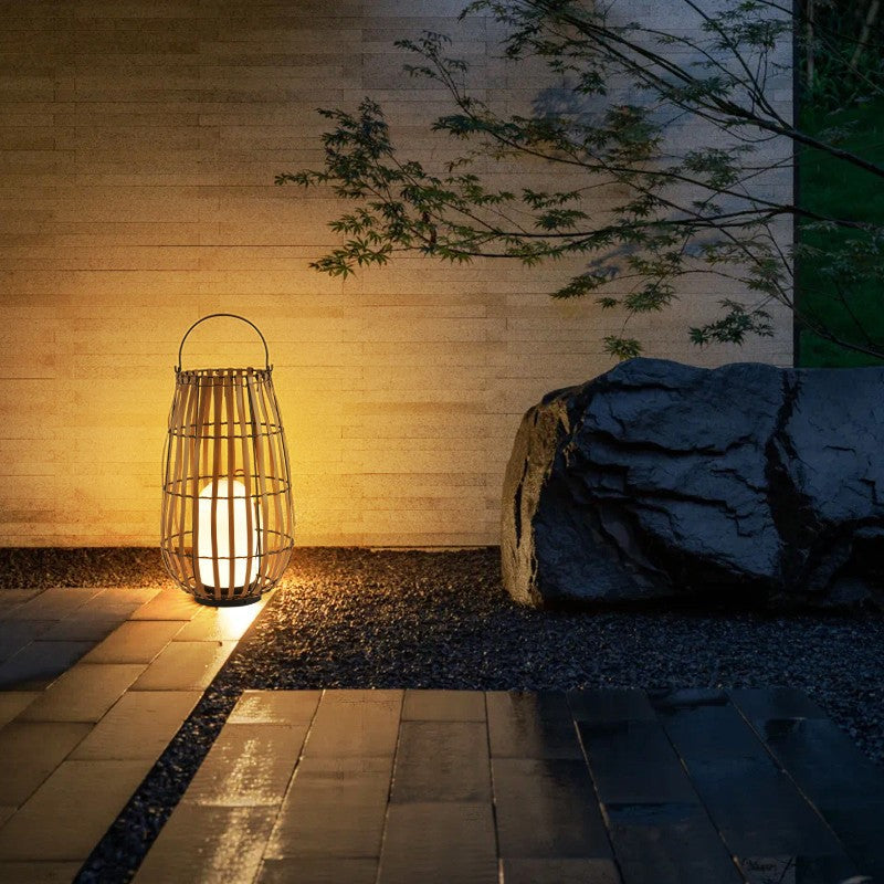 Solarae™ Solar Terrace Lamp – Handgefertigte Solar-Terrassenleuchte aus Rattan mit warmem LED-Licht