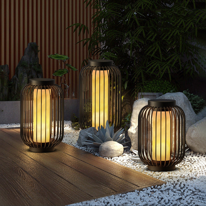 Aurvyn™ Retro-Inspired Solar Powered Landscape Lantern – Solar-Gartenlaterne mit warmem LED-Licht