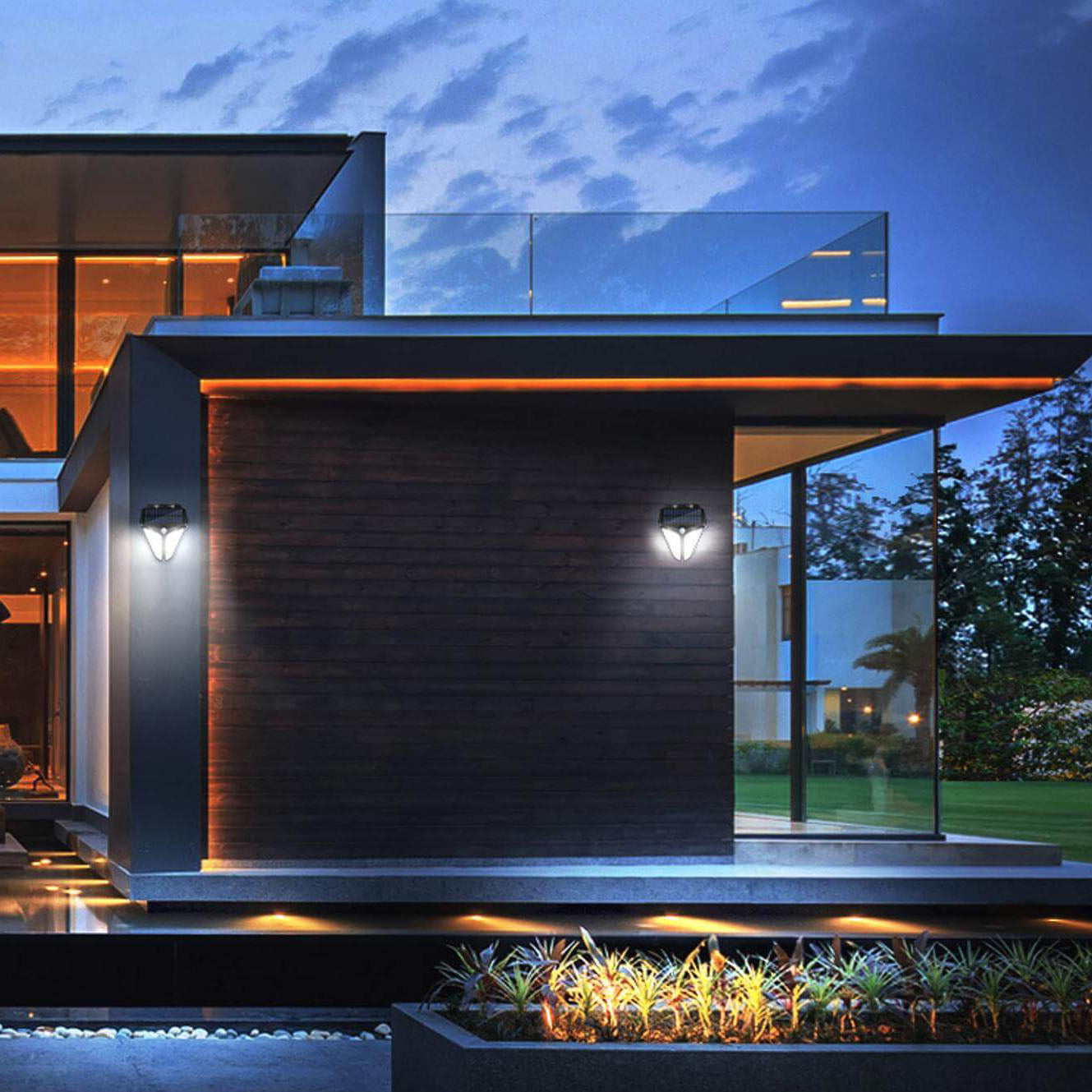 SolaraLight™ Solar Wandlampe – Moderne Außenleuchte mit Bewegungsmelder