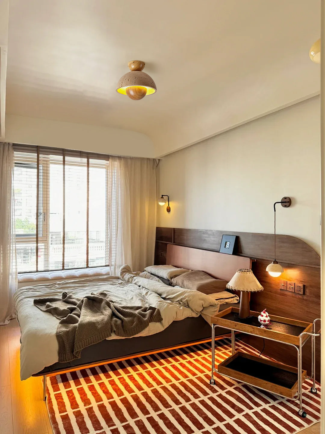 SkylineLuxe™ Deckenleuchte – Elegante LED-Deckenlampe aus Travertin & Holz (warmweiß)