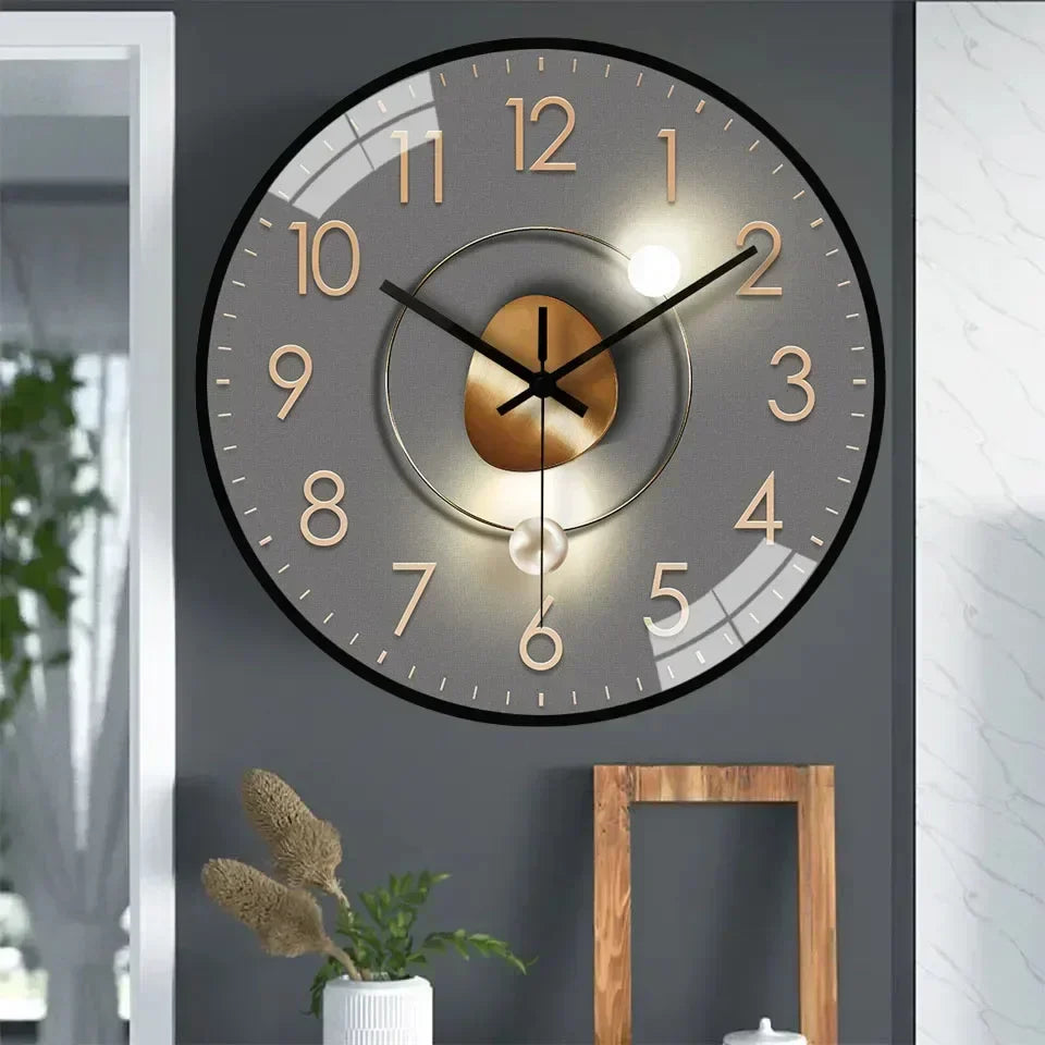 TimelessClock™ – Elegante digitale Wanduhr mit geräuschlosem Betrieb