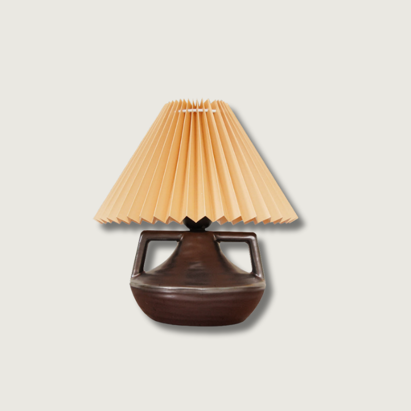 GentleNavia™ Tischlampe – Elegante Designlampe mit plissiertem Stoffschirm & warmem Licht