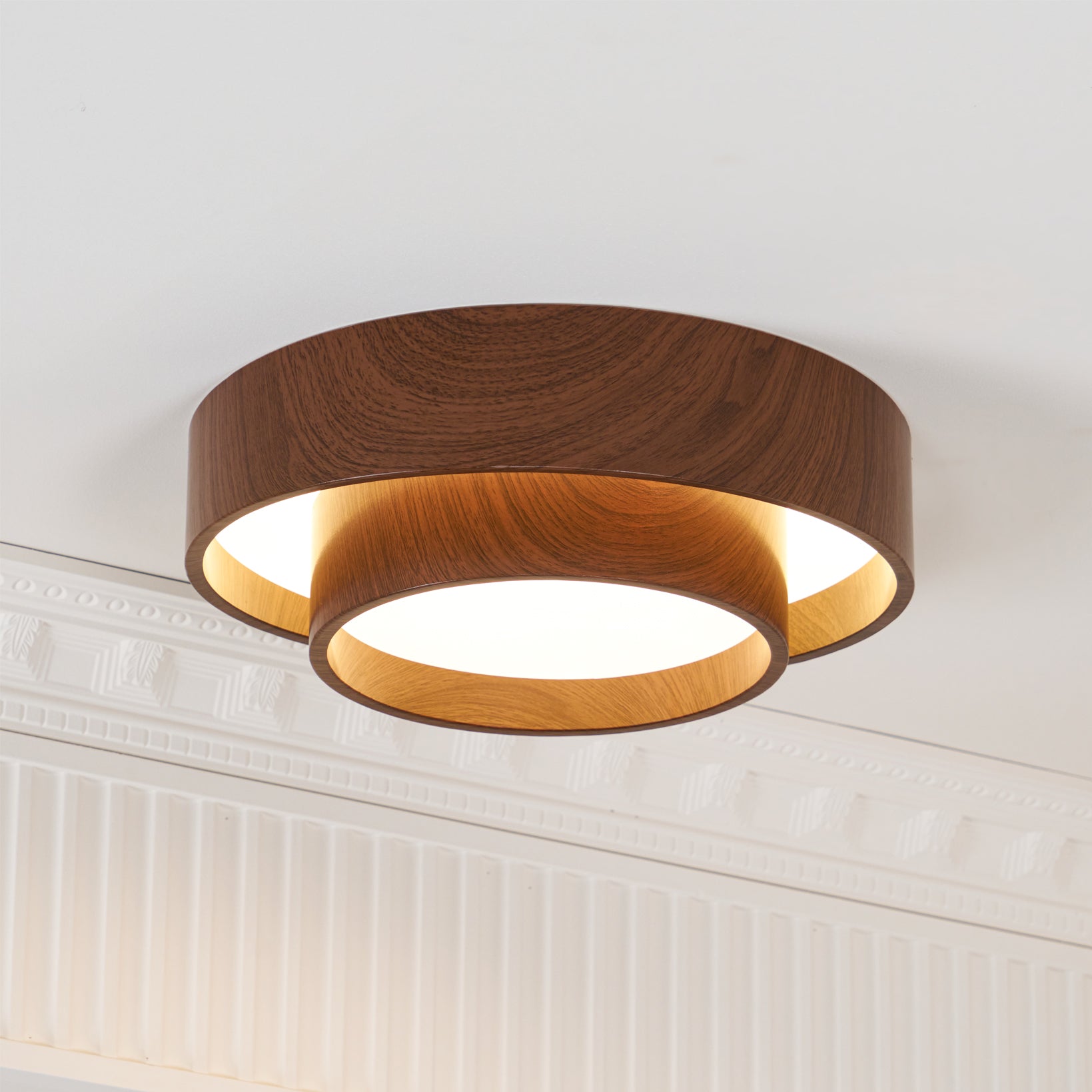 VaakoGlow™ – Moderne LED-Deckenleuchte in edler Walnuss-Optik