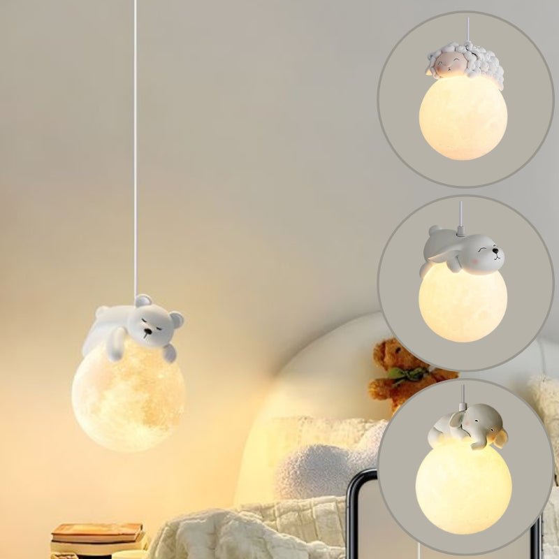 LunarBeam™ Kinderzimmer Pendelleuchte – Mondlampe mit schlafendem Tier & LED-Licht