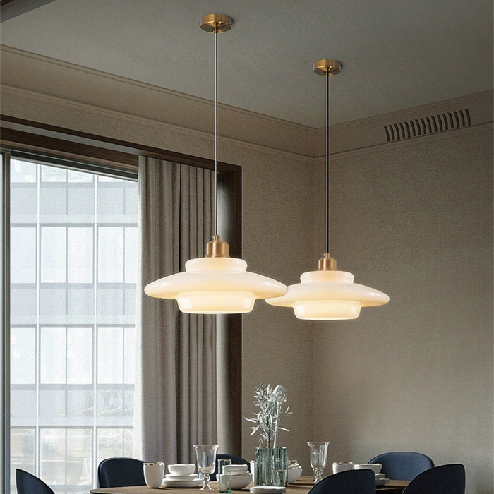 GlowIvory | Sanfte Elfenbein Glas Pendelleuchte – Elegantes Licht im Mid-Century Stil