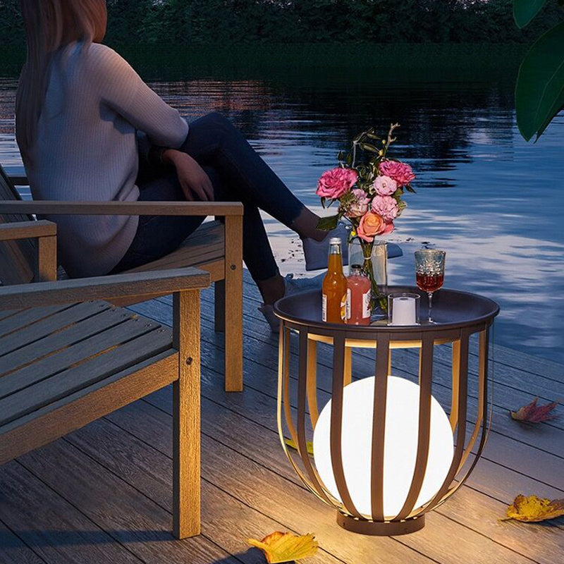 SolarAura™ Solar Garden Lamp – Moderne, wasserdichte LED-Gartenleuchte für Außenbereiche
