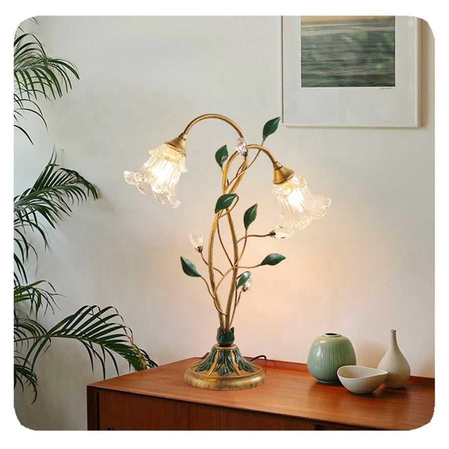 LuxePetals™ Tischlampe – Französische Design-Blumenlampe im Vintage-Stil für Wohnzimmer & Schlafzimmer
