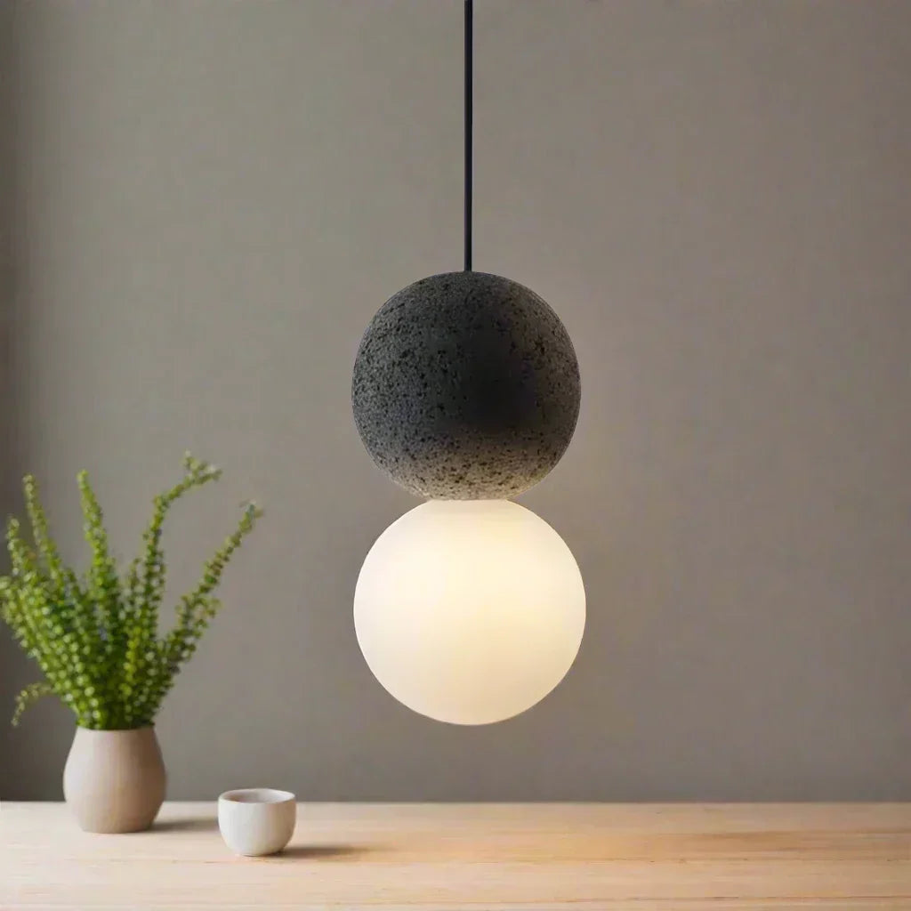 PureAura™ – Geometrische Design-Pendelleuchte aus Naturstein & Opalglas