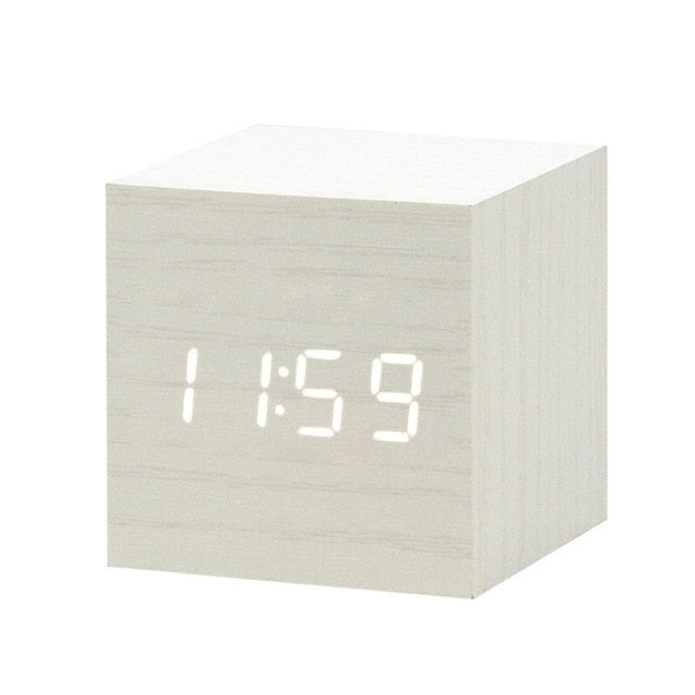 VoiceRise™ Digitale LED-Uhr – Minimalistische Sprachsteuerung Uhr, helles Display, USB-aufladbar, modern